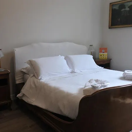 La Dimora Di B.cairoli Maison d'hôtes