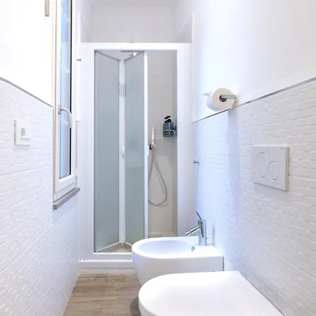 La Dimora Di B.cairoli Guest house