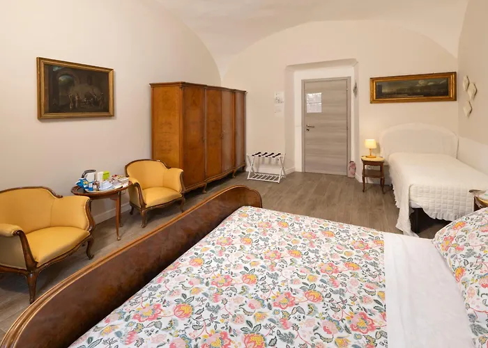 La Dimora Di B.cairoli 4*